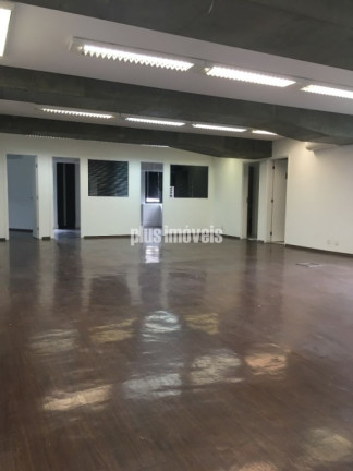 Imóvel Comercial à Venda, 330 m² em Brooklin Novo - São Paulo