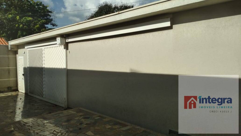 Imagem Casa com 4 Quartos à Venda, 358 m² em Vila Cristóvam - Limeira Imagem Casa com 4 Quartos à Venda, 358 m² em Vila Cristóvam - Limeira