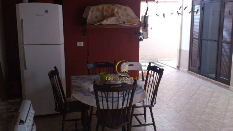 Imagem Casa com 3 Quartos à Venda, 170 m² em Jardim Das Indústrias - São José Dos Campos Imagem Casa com 3 Quartos à Venda, 170 m² em Jardim Das Indústrias - São José Dos Campos