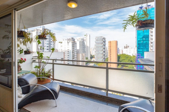 Imagem Imóvel com 3 Quartos à Venda, 153 m² em Moema - São Paulo Imagem Imóvel com 3 Quartos à Venda, 153 m² em Moema - São Paulo