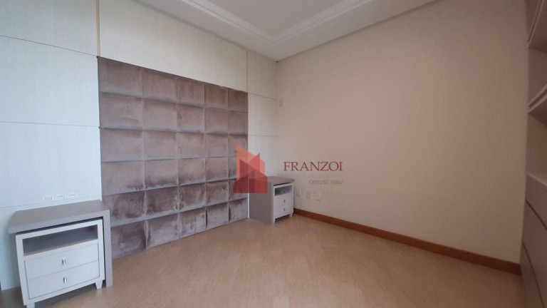 Imagem Apartamento com 3 Quartos para Alugar, 180 m² em Fazenda - Itajaí Imagem Apartamento com 3 Quartos para Alugar, 180 m² em Fazenda - Itajaí