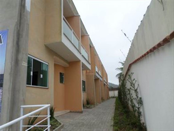 Sobrado com 2 Quartos à Venda, 72 m² em Praia Dos Sonhos - Itanhaem