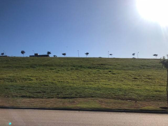 Terreno em Condomínio à Venda, 721 m² em Vila Maringá - Jundiaí