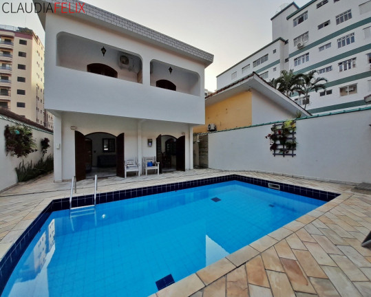 Imóvel com 5 Quartos para Alugar, 320 m² em Canto Do Forte - Praia Grande