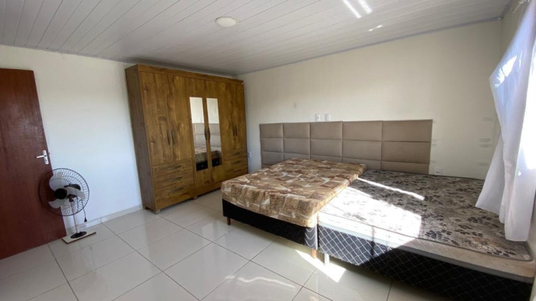 Imagem Casa com 3 Quartos à Venda, 140 m²