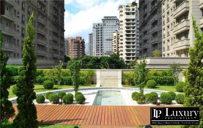 Imagem Cobertura com 4 Quartos à Venda, 754 m² em Jardim Europa - São Paulo Imagem Cobertura com 4 Quartos à Venda, 754 m² em Jardim Europa - São Paulo