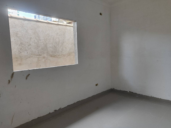 Imagem Casa com 2 Quartos à Venda, em Maracanã - Praia Grande Imagem Casa com 2 Quartos à Venda, em Maracanã - Praia Grande