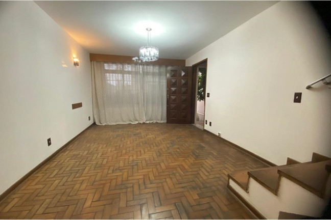 Imagem Sobrado com 4 Quartos para Alugar, 152 m² em Vila Ipojuca - São Paulo
