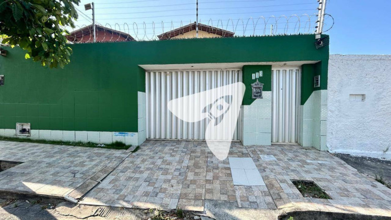Imagem Casa com 4 Quartos à Venda, 180 m² em Sapiranga - Fortaleza