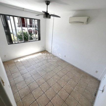 Imagem Apartamento com 2 Quartos à Venda, 62 m² em Trindade - Florianópolis