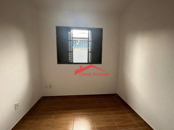 Imagem Casa com 3 Quartos para Alugar, 125 m² em Floresta - Joinville Imagem Casa com 3 Quartos para Alugar, 125 m² em Floresta - Joinville