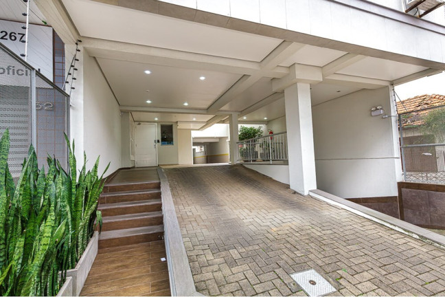 Imagem Imóvel com 2 Quartos à Venda,  em Petrópolis - Porto Alegre