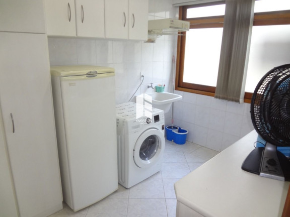 Imagem Apartamento com 4 Quartos à Venda, 240 m² em Nossa Senhora Medianeira - Santa Maria