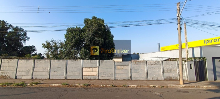 Terreno à Venda, 696 m² em Centro - Charqueada