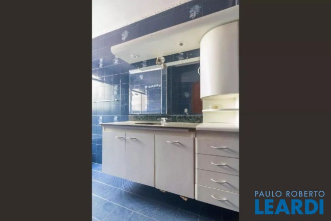 Imagem Sobrado com 3 Quartos à Venda, 512 m² em Vila Gilda - Santo André Imagem Sobrado com 3 Quartos à Venda, 512 m² em Vila Gilda - Santo André