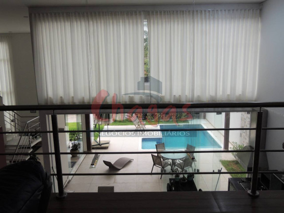 Sobrado com 3 Quartos à Venda, 350 m² em Poiares - Caraguatatuba