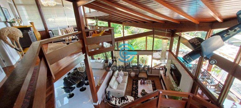 Imagem Casa com 3 Quartos à Venda, 350 m² em Itaipu - Niterói