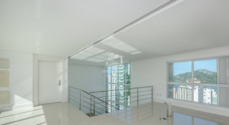 Imagem Apartamento com 3 Quartos à Venda,  em Centro - Balneário Camboriú