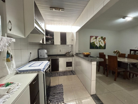 Imagem Casa com 3 Quartos à Venda, 191 m² em Setor Sudoeste - Goiânia Imagem Casa com 3 Quartos à Venda, 191 m² em Setor Sudoeste - Goiânia