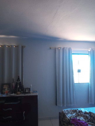 Imagem Casa com 2 Quartos à Venda, 360 m² em Conjunto Tropical - Arapongas