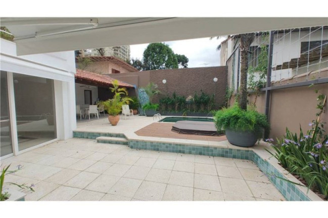 Imagem Casa com 3 Quartos para Alugar, 450 m² em Vila Nova Conceição - São Paulo Imagem Casa com 3 Quartos para Alugar, 450 m² em Vila Nova Conceição - São Paulo