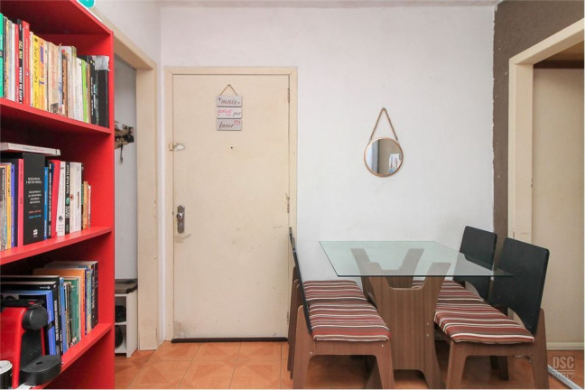 Imagem Imóvel com 2 Quartos à Venda,  em Cavalhada - Porto Alegre
