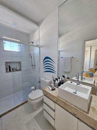 Imagem Casa com 4 Quartos à Venda, 480 m² em Busca Vida - Camaçari