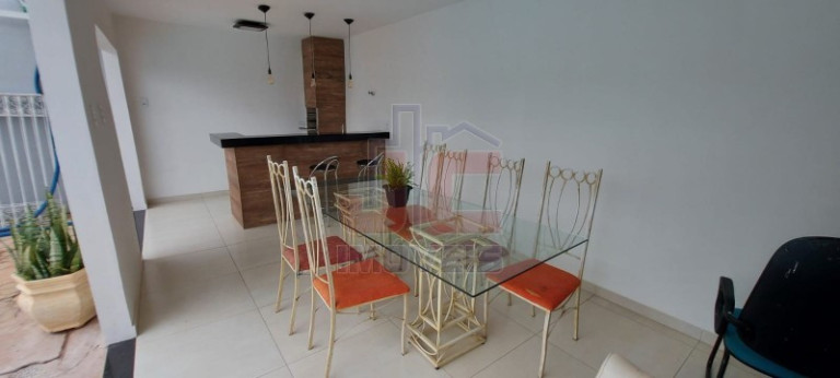 Imagem Casa com 3 Quartos à Venda,  em Marilia - Ribeirão Preto