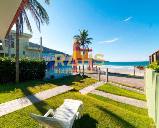 Imagem Casa com 4 Quartos à Venda, 224 m² em Bombas - Bombinhas Imagem Casa com 4 Quartos à Venda, 224 m² em Bombas - Bombinhas