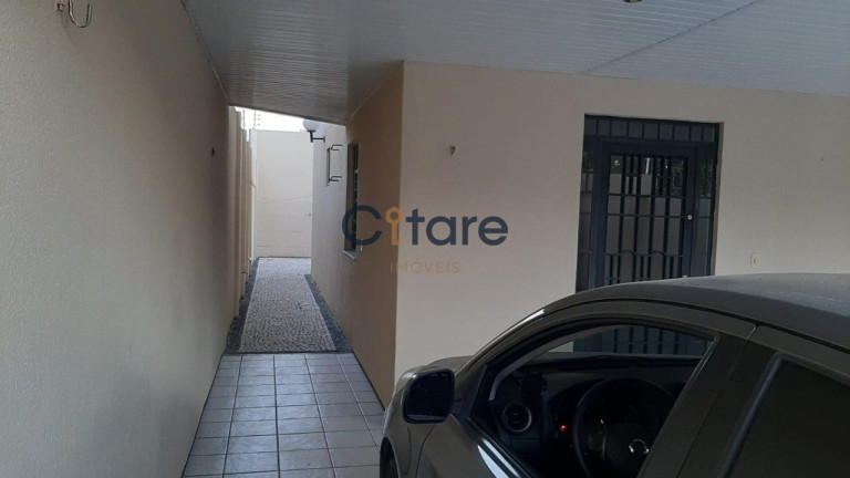 Imagem Casa com 3 Quartos à Venda, 225 m² em Cidade Dos Funcionários - Fortaleza Imagem Casa com 3 Quartos à Venda, 225 m² em Cidade Dos Funcionários - Fortaleza