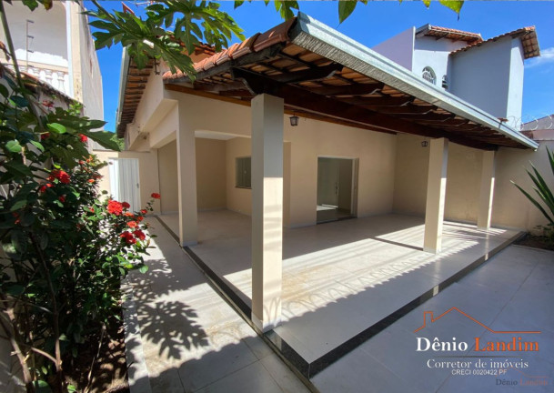 Casa com 4 Quartos à Venda, 128 m² em Nossa Senhora Aparecida - Montes Claros