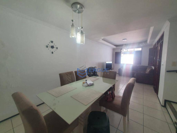 Imagem Casa com 4 Quartos à Venda, 162 m² em Cidade Dos Funcionários - Fortaleza Imagem Casa com 4 Quartos à Venda, 162 m² em Cidade Dos Funcionários - Fortaleza
