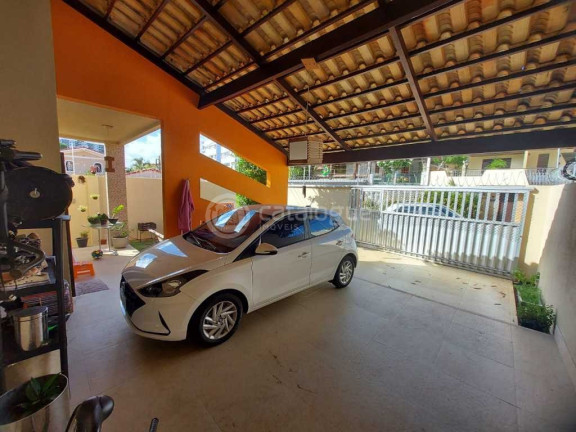 Imagem Casa com 3 Quartos à Venda, 180 m² em Lagoa Nova - Natal Imagem Casa com 3 Quartos à Venda, 180 m² em Lagoa Nova - Natal