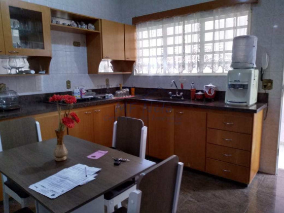 Imagem Casa com 3 Quartos à Venda, 300 m² em Jardim Roma - Pirassununga Imagem Casa com 3 Quartos à Venda, 300 m² em Jardim Roma - Pirassununga