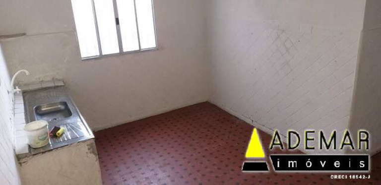 Imagem Casa com 2 Quartos à Venda, 340 m² em Taboão - Diadema