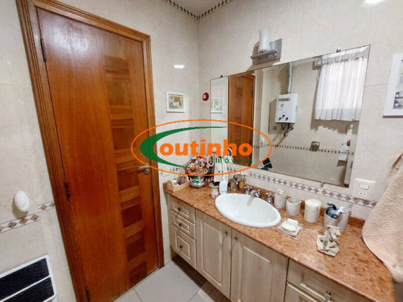 Imagem Apartamento com 4 Quartos à Venda, 180 m² em Tijuca - Rio De Janeiro Imagem Apartamento com 4 Quartos à Venda, 180 m² em Tijuca - Rio De Janeiro
