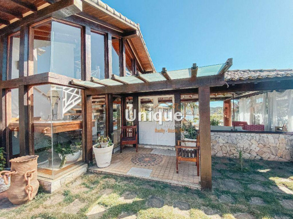 Imagem Casa com 5 Quartos à Venda, 400 m² em Ferradura - Armação Dos Búzios Imagem Casa com 5 Quartos à Venda, 400 m² em Ferradura - Armação Dos Búzios