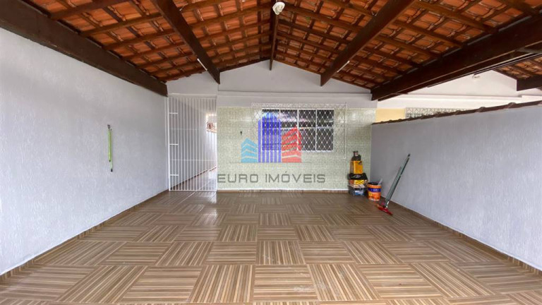 Imagem Casa com 2 Quartos à Venda, 75 m² em Vila Tupi - Praia Grande