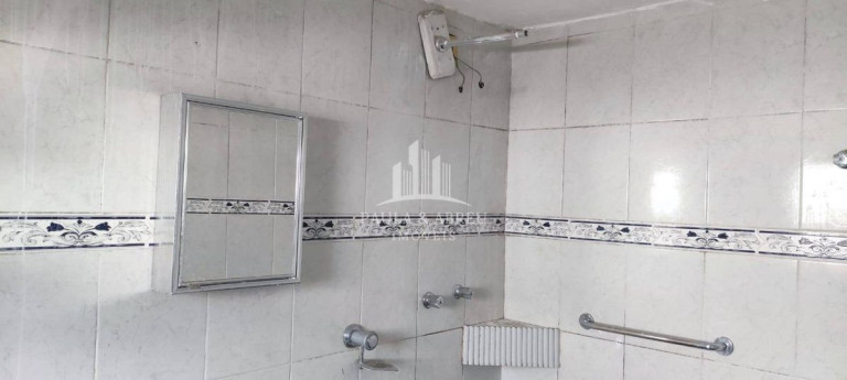 Imagem Casa com 2 Quartos à Venda, 242 m² em Jardim Zaira - Mauá