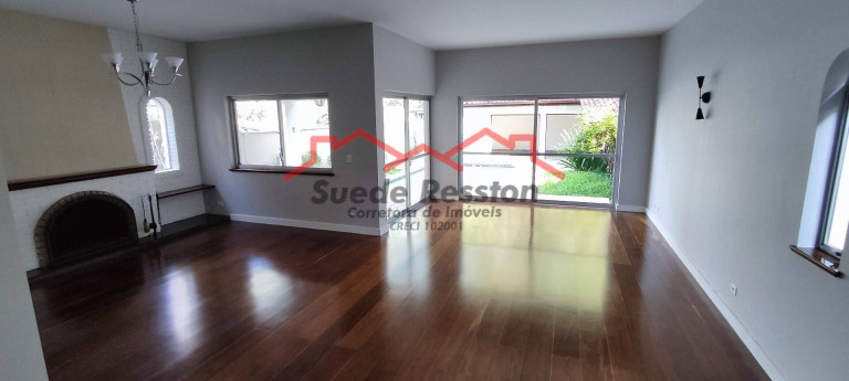 Casa com 4 Quartos para Alugar, 500 m² em Jardim Marajoara - São Paulo