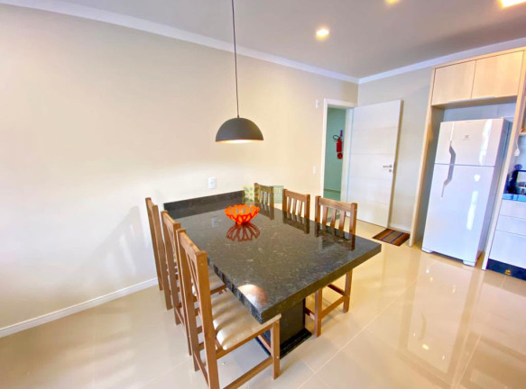 Imagem Apartamento com 2 Quartos para Alugar ou Temporada, 73 m² em Centro - Bombinhas Imagem Apartamento com 2 Quartos para Alugar ou Temporada, 73 m² em Centro - Bombinhas