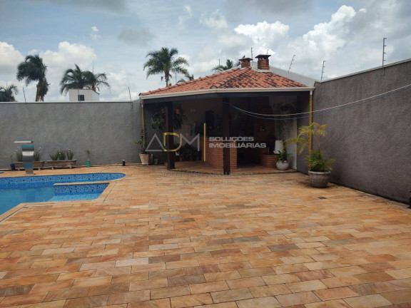 Imagem Casa com 4 Quartos à Venda, 500 m² em Vila Assumpção - Botucatu