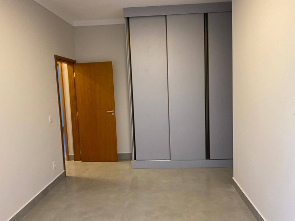 Imagem Casa com 3 Quartos à Venda, 250 m² em Ribeirão Preto Imagem Casa com 3 Quartos à Venda, 250 m² em Ribeirão Preto