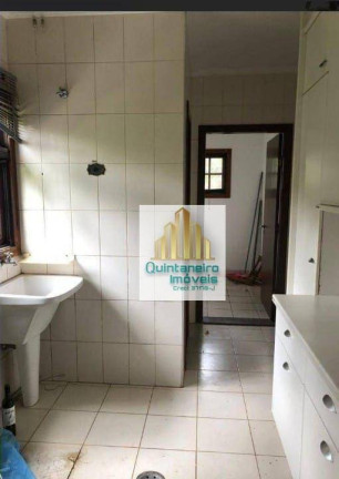 Imagem Sobrado com 3 Quartos à Venda, 311 m² em Caputera - Arujá Imagem Sobrado com 3 Quartos à Venda, 311 m² em Caputera - Arujá