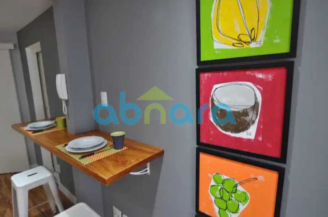 Imagem Apartamento com 1 Quarto à Venda, 43 m² em Ipanema - Rio De Janeiro Imagem Apartamento com 1 Quarto à Venda, 43 m² em Ipanema - Rio De Janeiro