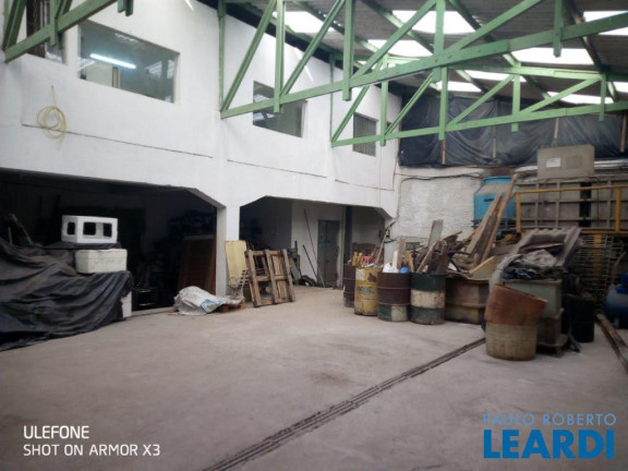 Sala Comercial à Venda, 800 m² em Campestre - Santo André