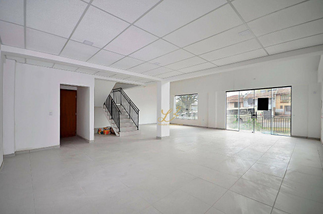 Imagem Edifício Residencial para Alugar, 500 m² em Santa Cândida - Curitiba Imagem Edifício Residencial para Alugar, 500 m² em Santa Cândida - Curitiba