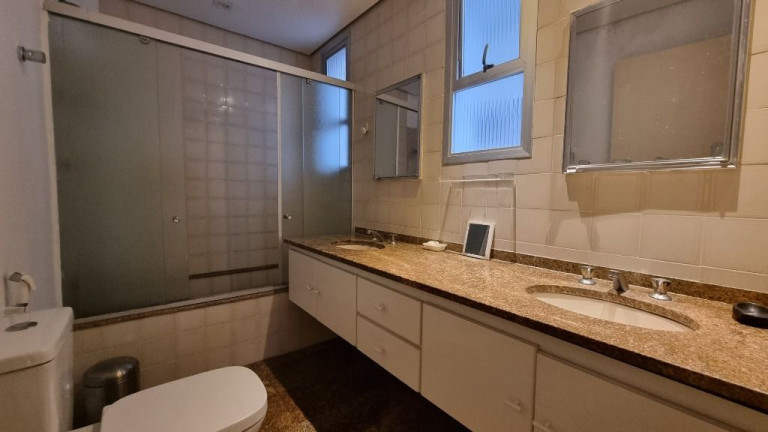 Imagem Apartamento com 3 Quartos à Venda, 180 m² em Pitangueiras - Guarujá Imagem Apartamento com 3 Quartos à Venda, 180 m² em Pitangueiras - Guarujá