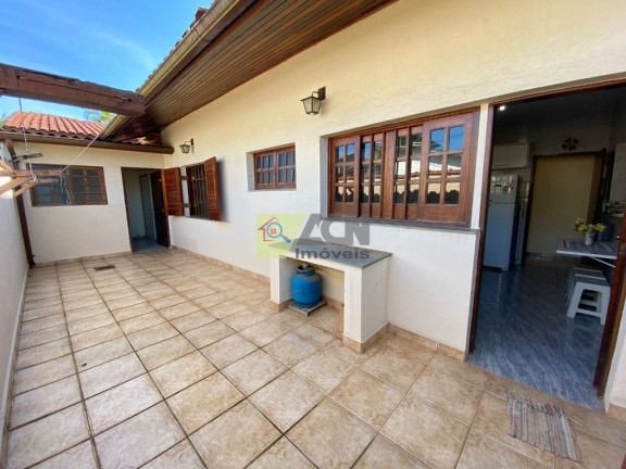 Imagem Sobrado com 5 Quartos à Venda, 250 m² em Maranduba - Ubatuba