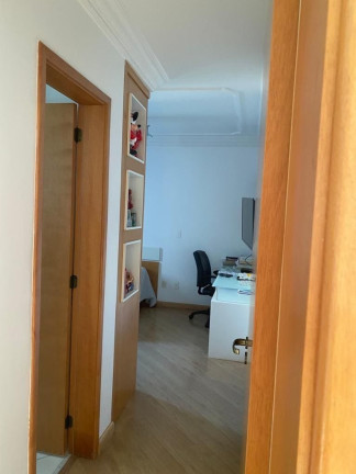 Imagem Apartamento com 3 Quartos à Venda, 230 m² em Vila Assunção - Santo André
